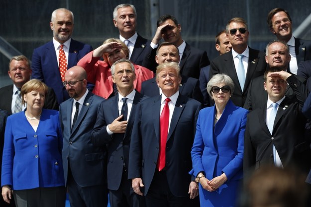 Przywódcy państw NATO podczas szczytu w Brukseli /PAP/EPA