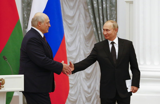 Przywódcy Rosji i Białorusi, Władimir Putin i Alaksandr Łukaszenka /SHAMIL ZHUMATOV / POOL /PAP/EPA