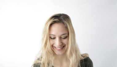 Przywróć miękkość i sprężystość blondu maską z mleczka owsianego