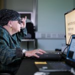 wzrok Przywrócili niewidomym zdolność czytania. Przełomowy implant dla cierpiących na AMD