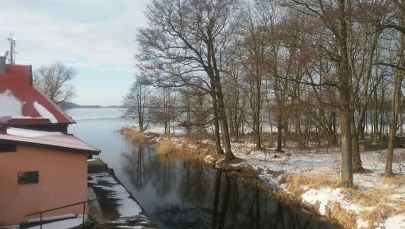 Przyznał, że jeździł autem po zamarzniętym jeziorze. Grożą mu 3 lata więzienia