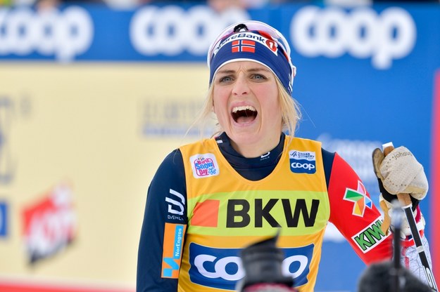 PŚ w biegach: Johaug najlepsza na 10 km "łyżwą" w Davos /JUERGEN STAIGER /PAP/EPA