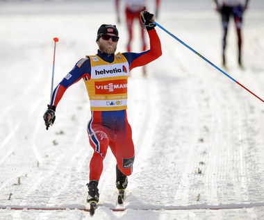 PŚ w biegach - zwycięstwo Sundby'ego w Davos