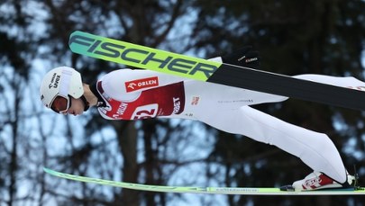 PŚ w Engelbergu: Tomasiak najlepszy z Polaków w kwalifikacjach