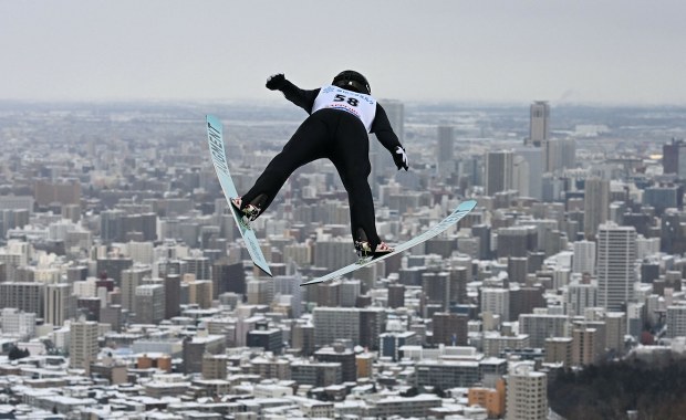 PŚ w skokach narciarskich w Sapporo: Wygrał Prevc, Polacy daleko 