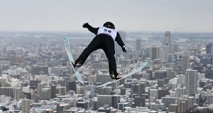 PŚ w skokach narciarskich w Sapporo: Wygrał Prevc, Polacy daleko 