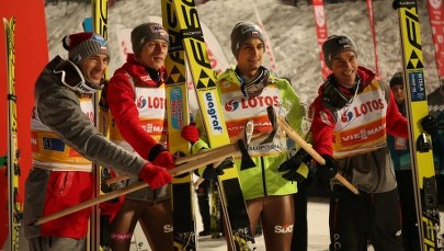 PŚ w Zakopanem: Polacy zajęli drugie miejsce w konkursie drużynowym!