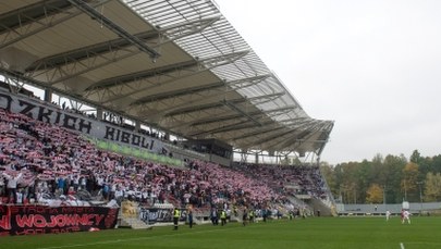 Pseudokibice zatrzymani w Łodzi zwolnieni z aresztu. Rozprawy odroczono do środy