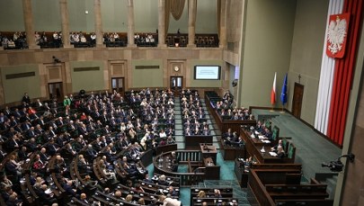 PSL, PiS i Konfederacja odrzuciły projekt Polski 2050