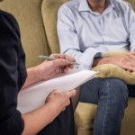 ​Psychoterapia poza zawodem psychologa?