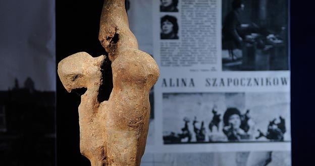 "Ptak" - rzeźba odnaleziona po 50 latach /fot. Michał Wargin /East News