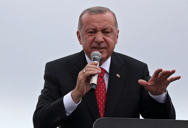 Puczyści chcieli obalić Recepa Tayyipa Erdogana /ERDEM SAHIN /PAP/EPA