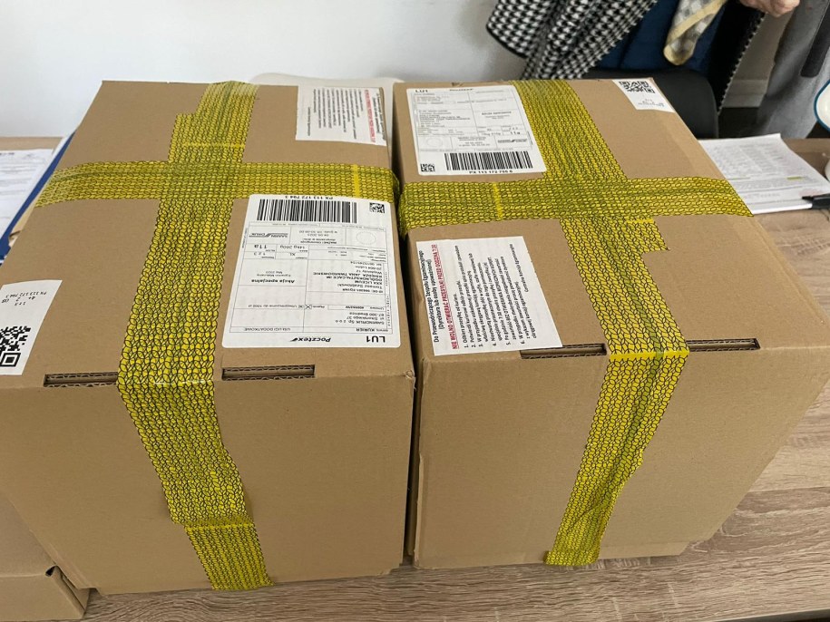 Pudełka z egzaminami maturalnymi. /Krzysztof Kot /RMF FM