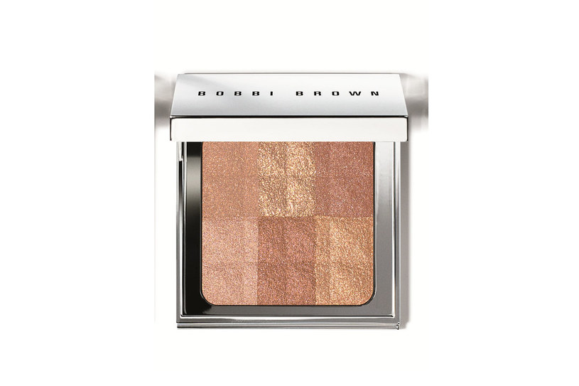 Puder Bobbi Brown /Styl.pl/materiały prasowe