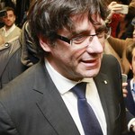 Puigdemont i 13 członków jego byłej administracji wezwani przed sąd