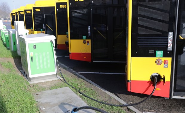 "Puls Biznesu": Tańszy prąd dla e-autobusów