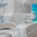 stopy Pumeks wcale nie przywróci gładkości stóp. Ten jeden błąd w używaniu go rujnuje pięty
