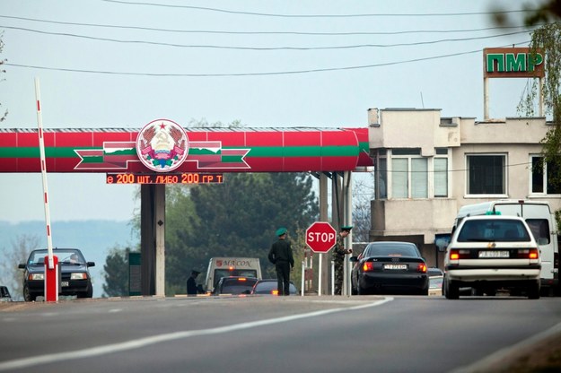 Punkt graniczny między Mołodową a Naddniestrzem na zdjęciu archiwalnym /STR /PAP/EPA