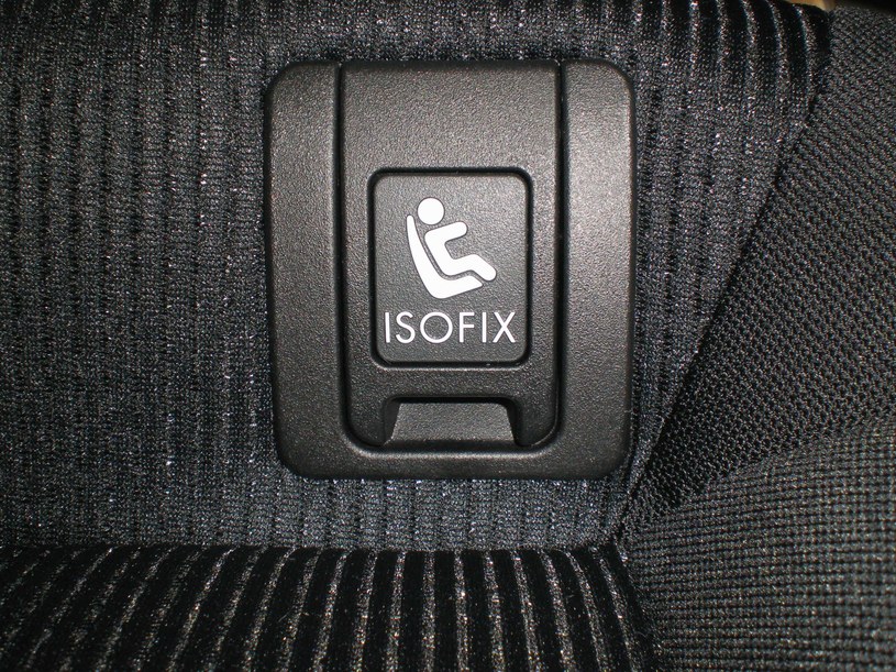 Punkt kotwiczenia Isofix powinien być łatwo dostępny. /Motor