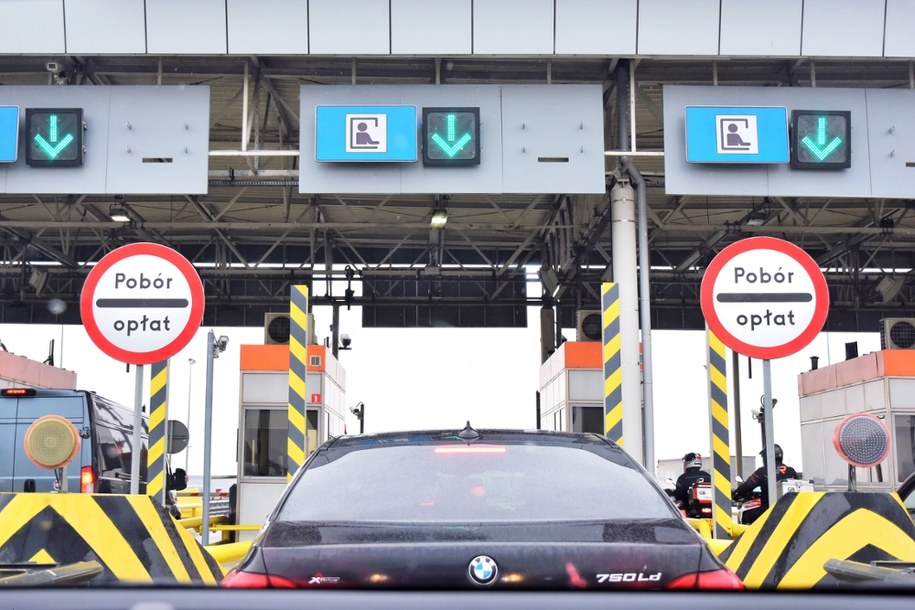 Punkt poboru opłaty za autostradę (zdjęcie poglądowe) /Shutterstock