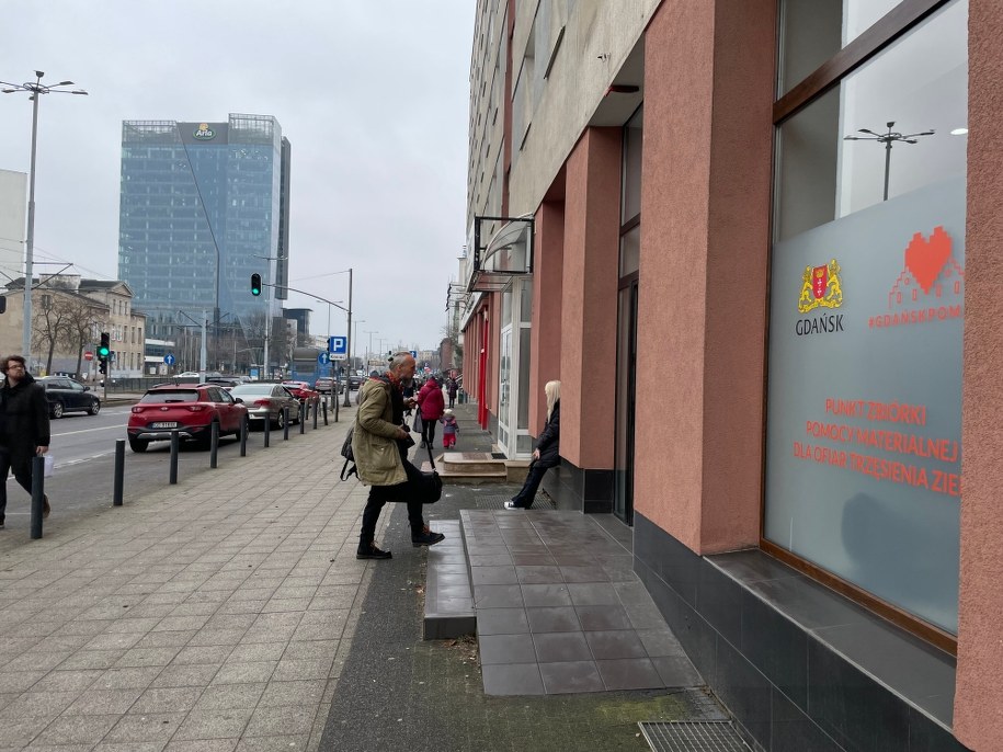 Punkt zbiórki darów /Kuba Kaługa /Radio RMF24