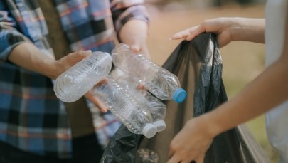 Puste butelki do apteki? Ministerstwo reaguje na burzę