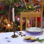 Puste miejsce przy stole wigilijnym. Co byś zrobił, gdyby ktoś zapukał?