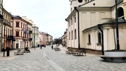 Pustki zamiast tłumów. Tak wyglądają popularne miejsca w największych polskich miastach 