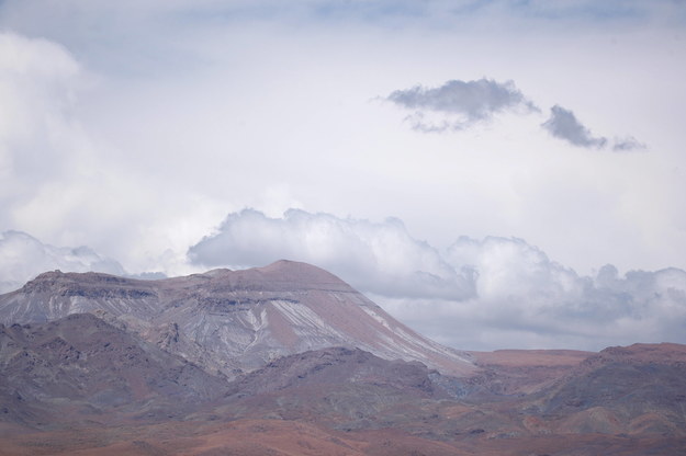 Pustynia Atacama - tam również szukano mikroorganizmów odpornych na skrajnie trudne warunki /	Alberto Valdes /PAP/EPA