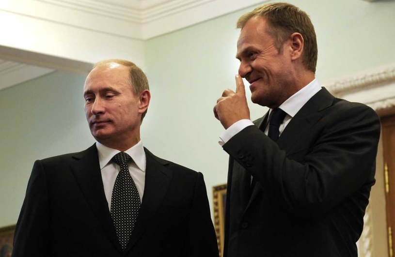 Putin i Tusk mają w winnym skarbcu skrytki naprzeciw siebie /East News