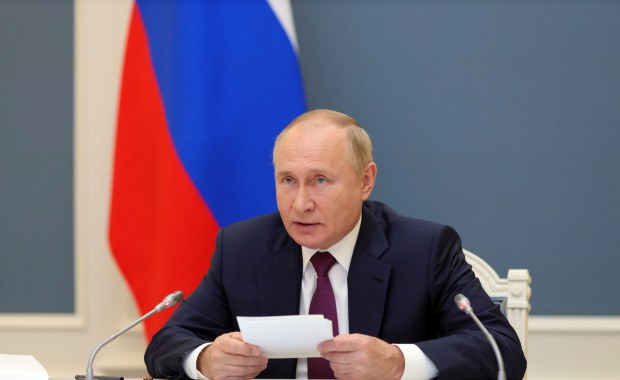 Putin: Na okręt USA na Morzu Czarnym możemy spojrzeć przez celownik