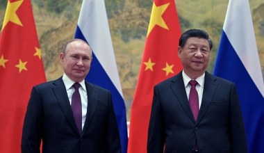 Putin odwiedza Chiny po Trumpie. Niemcy: "Pozna szczegóły rozmów z Xi"