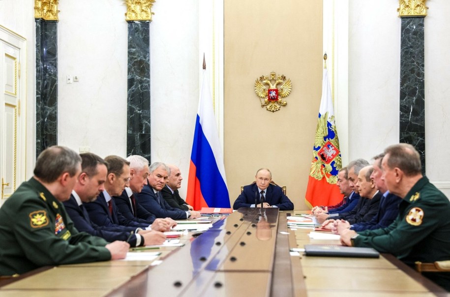 Putin poleca przygotować propozycje ws. testów nuklearnych. Rosja reaguje na deklaracje USA /GAVRIIL GRIGOROV/AFP/East News /East News