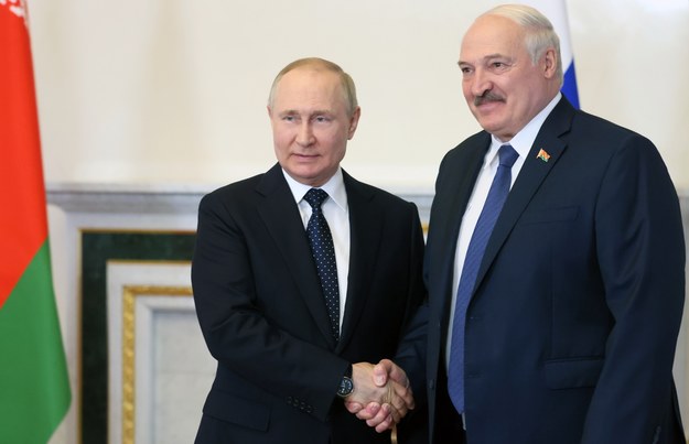 Putin powiedział Łukaszence, że dostarczy Białorusi pociski Iskander /MIKHAIL METZEL / KREMLIN POOL / SPUTNIK /PAP/EPA
