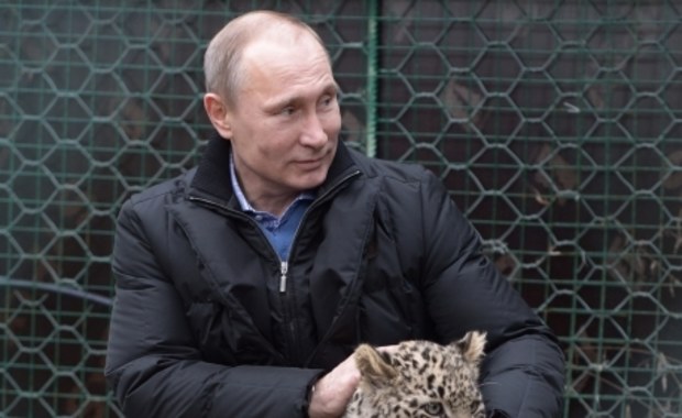 Putin pozuje z lampartem. "Kocham zwierzęta, wyczuwam je"