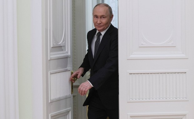 Putin prawie nie opuszcza Moskwy. Taktyka Kremla coraz mniej skuteczna