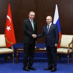 Putin rozmawiał z Erdoganem. "Wzmocnić eksport zboża przez Turcję"