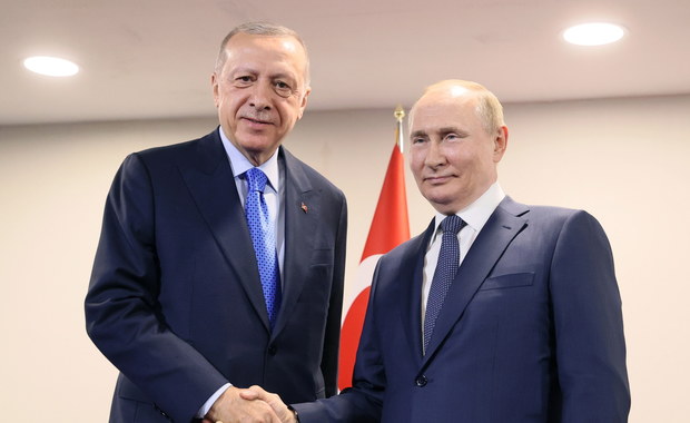 Putin spotkał się z Erdoganem i Chameneiem. "Teheran i Moskwa muszą być czujne wobec oszustw Zachodu"