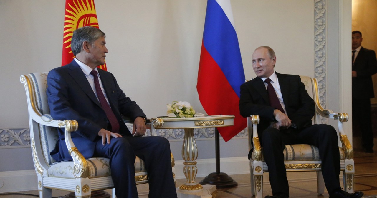 Putin spotkał się z prezydentem Kirgistanu 