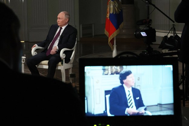 Putin udzielający wywiadu Carlsonowi - 9 lutego 2024 r. /GAVRIIL GRIGOROV/SPUTNIK/KREMLIN POOL /PAP/EPA