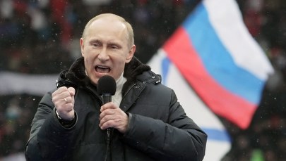 Putin zbiera "swoich", szykuje się do walki o trzecią kadencję
