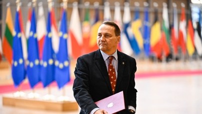 Putina to nie odstraszy, ale... Sikorski o "legionie europejskim"
