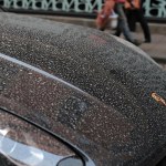 Pył saharyjski nad Polską w weekend. Przy myciu auta łatwo uszkodzić lakier