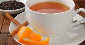 Pyszna herbatka ze skórką pomarańczy /© Photogenica