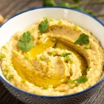 Pyszna pasta kanapkowa w 10 minut. Zapomnij o maśle, postaw na białko