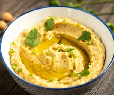 Pyszna pasta kanapkowa w 10 minut. Zapomnij o maśle, postaw na białko