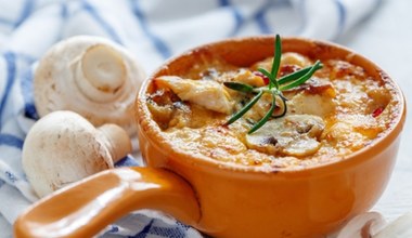 Pyszna zapiekanka z kurczakiem i pieczarkami. Każdy prosi o przepis
