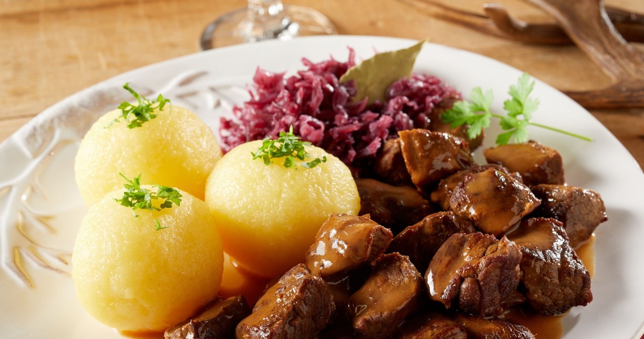 Pyszne obiady z szynki wieprzowej /foodandmore /123RF/PICSEL