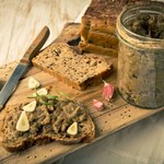 Pyszne smarowidło do chleba z "Jaśka". Lepsze niż pasztet 