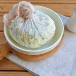 serek Pyszny serek jogurtowy na kanapki. Sprawdź przepis na ziołowy labneh